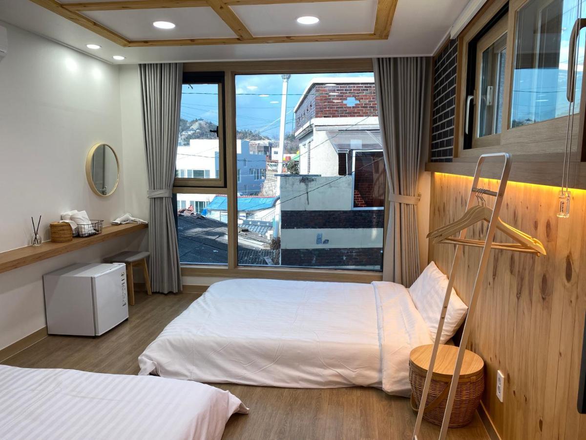 38Th Street Guesthouse Mokpo Exteriör bild